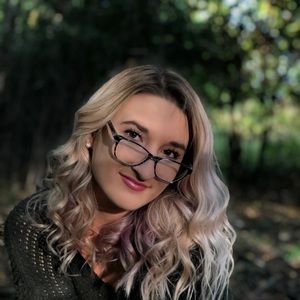 Meet your Posher, Grace